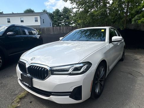 Used 2023 BMW 530i xDrive w/ Premium Package AWD/4WD image 2