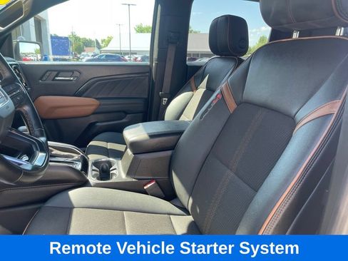 Used 2024 GMC Canyon AT4 AWD/4WD image 12