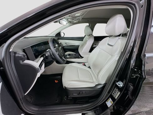 New 2026 Hyundai Tucson Limited AWD/4WD image 16