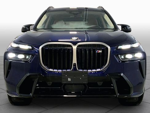 Used 2025 BMW X7 M60i AWD/4WD image 3