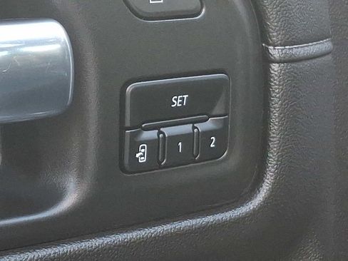 Used 2020 GMC Sierra 1500 SLT w/ SLT Premium Plus Package image 28