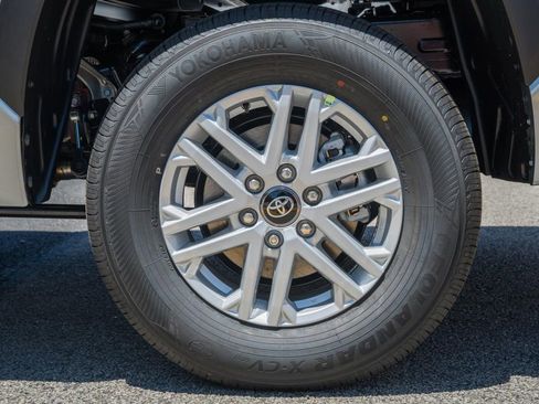 New 2026 Toyota Tundra SR5 AWD/4WD image 19
