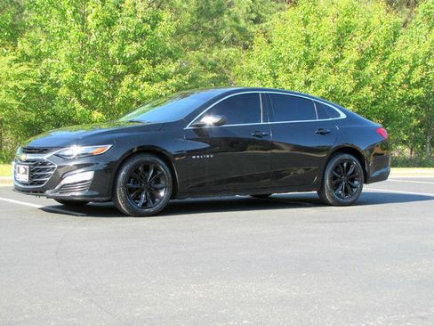 Used 2023 Chevrolet Malibu LT image 3