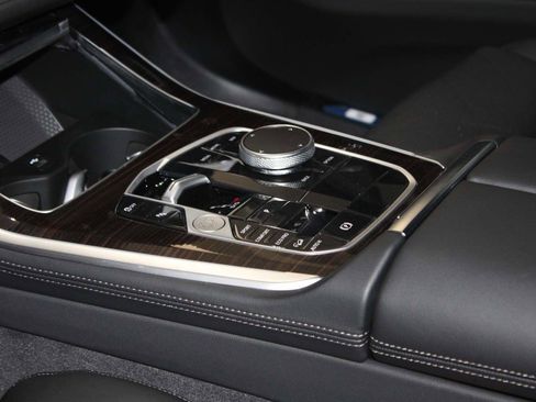 Used 2026 BMW X5 xDrive40i image 12