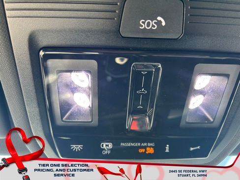 Used 2024 Volkswagen Golf R image 22