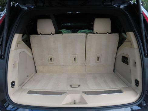 Used 2021 Cadillac Escalade Premium Luxury w/ Driver Assist Tech Package AWD/4WD image 25