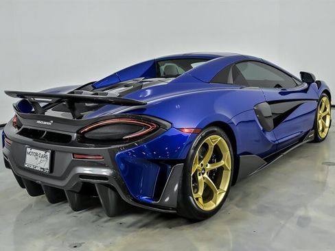 Used 2020 McLaren 600LT Spider RWD image 39