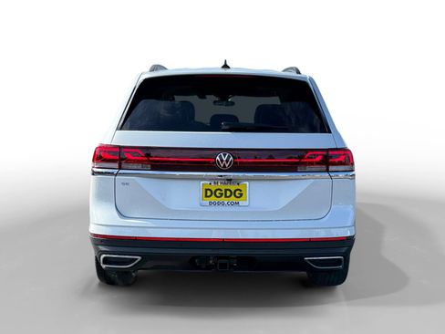 New 2026 Volkswagen Atlas SE image 4
