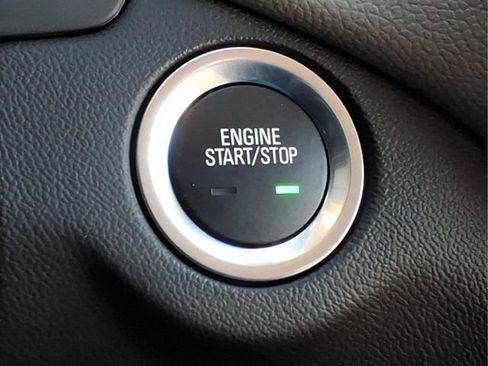 Used 2023 Chevrolet Equinox LS w/ LS Convenience Package image 22