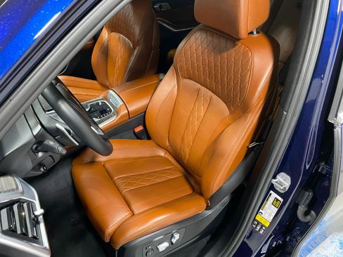 Used 2023 BMW X7 xDrive40i w/ Premium Package image 14