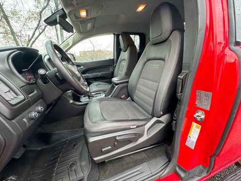 Used 2016 GMC Canyon SLE w/ All Terrain Package image 19