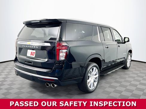 Used 2024 Chevrolet Suburban High Country w/ Advanced Technology Package image 34