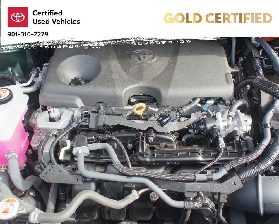 Used 2025 Toyota Sienna Platinum AWD/4WD image 31