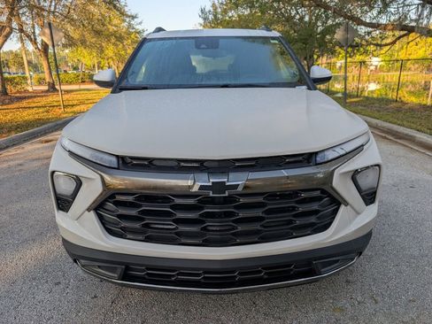 New 2026 Chevrolet TrailBlazer ACTIV w/ Driver Confidence Package FWD image 2