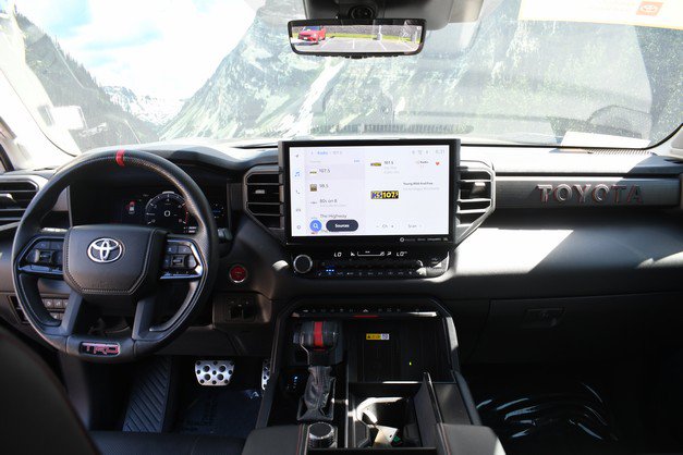 Used 2023 Toyota Sequoia TRD Pro AWD/4WD image 18