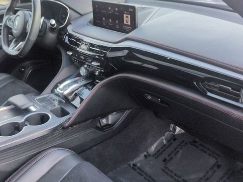 Used 2022 Acura MDX A-Spec image 28