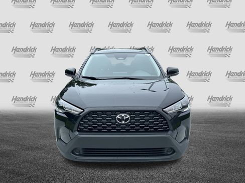 Certified 2025 Toyota Corolla Cross LE FWD image 3