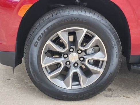 Used 2023 Chevrolet Tahoe LT w/ Luxury Package image 18