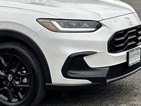 Used 2025 Honda HR-V Sport image 5