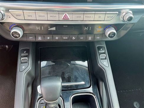 Used 2022 Kia Telluride EX w/ EX Premium Package image 20