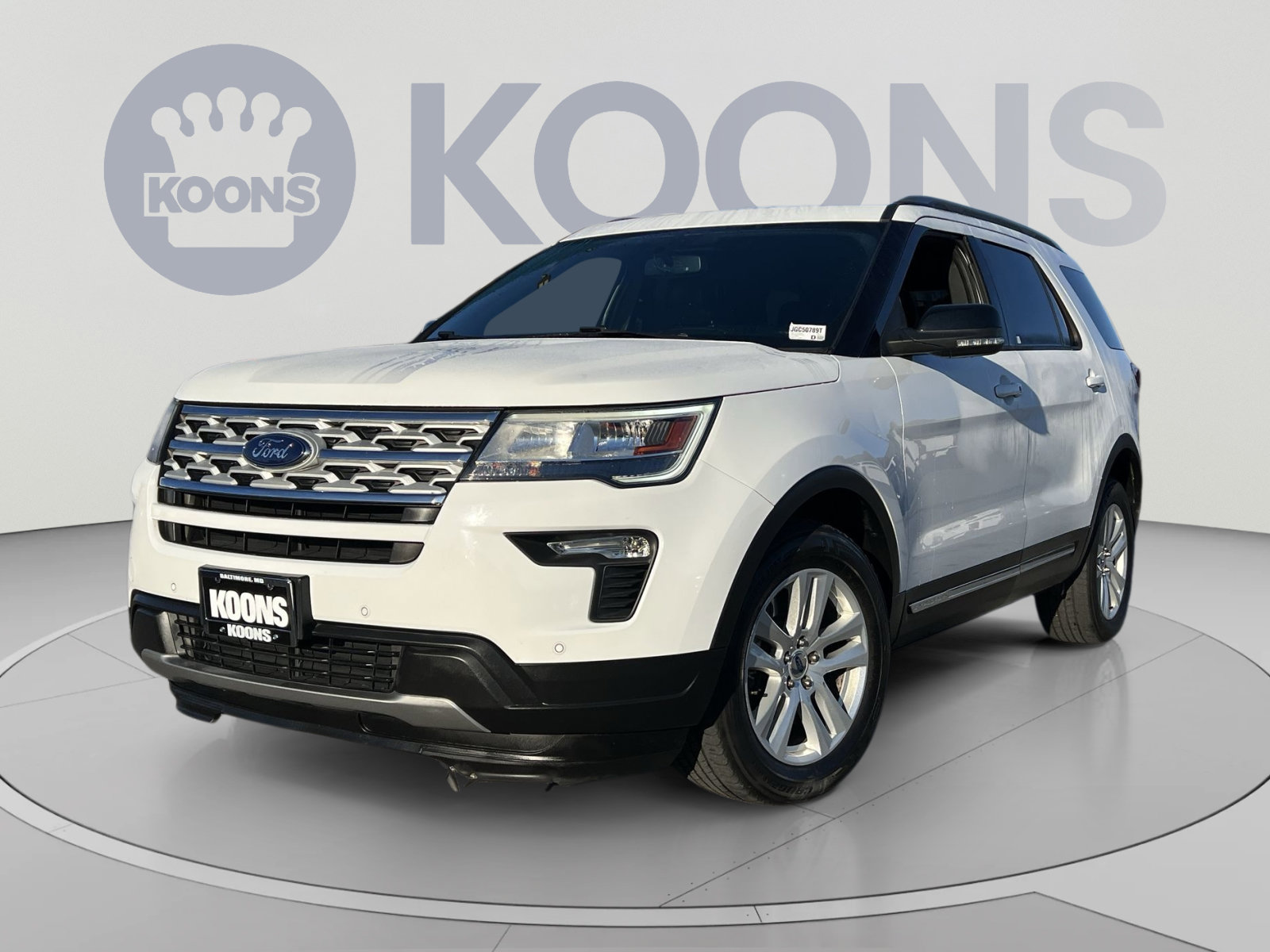 Used 2018 Ford Explorer XLT w/ Equipment Group 202A AWD/4WD image 1