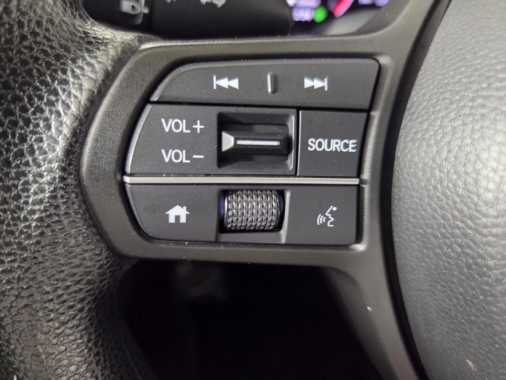 Used 2023 Honda HR-V LX image 37