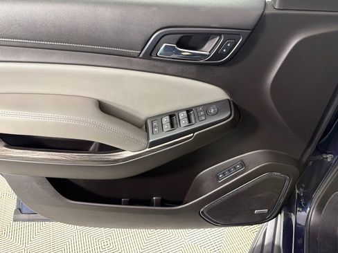 Used 2017 Chevrolet Tahoe LT w/ Luxury Package image 11