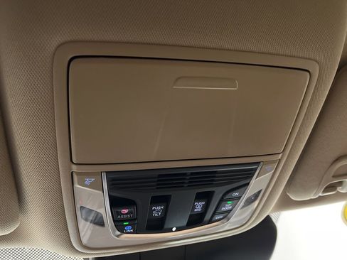 Certified 2024 Acura RDX SH-AWD w/ Advance Package image 11