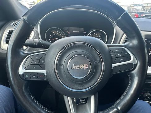 Used 2020 Jeep Compass High Altitude AWD/4WD image 12