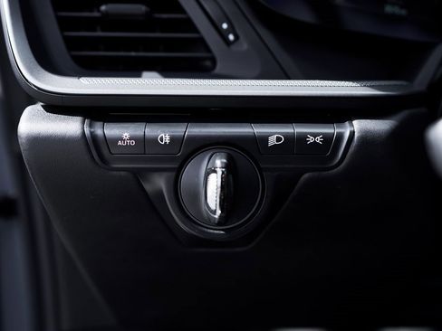 Used 2024 Porsche 911 Targa 4S w/ Premium Package image 42