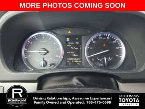 Used 2018 Toyota Highlander XLE AWD/4WD image 10
