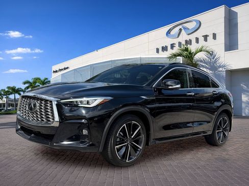 Used 2023 INFINITI QX55 Essential AWD/4WD image 3