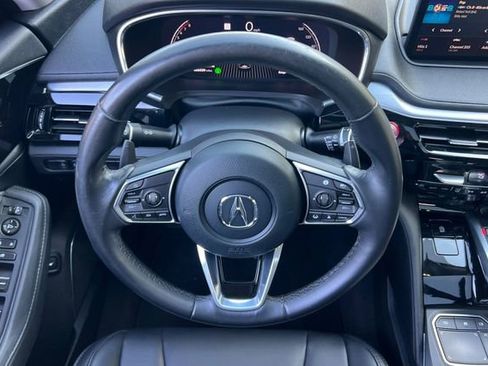 Used 2023 Acura MDX SH-AWD image 16