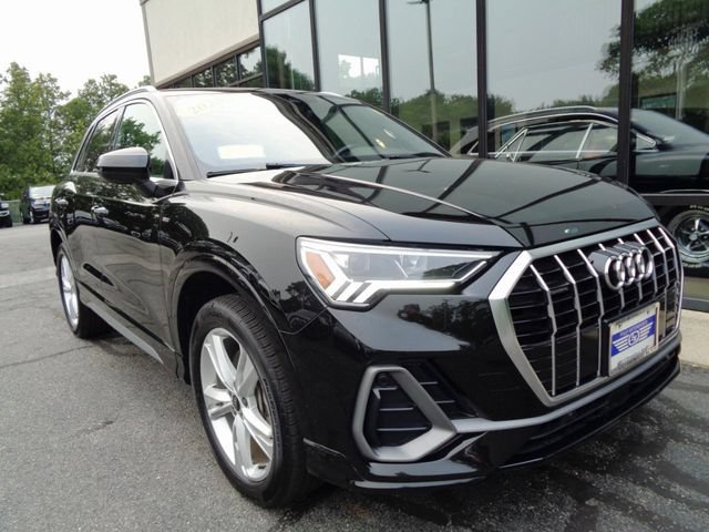 Used 2023 Audi Q3 2.0T Premium AWD/4WD image 3