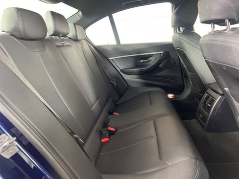 Used 2018 BMW 330i xDrive Sedan w/ Premium Package image 15