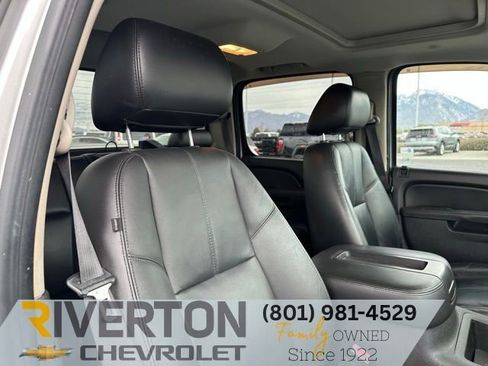 Used 2010 Chevrolet Silverado 1500 LTZ w/ Convenience Package image 16