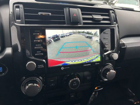 Used 2023 Toyota 4Runner TRD Off-Road Premium image 19