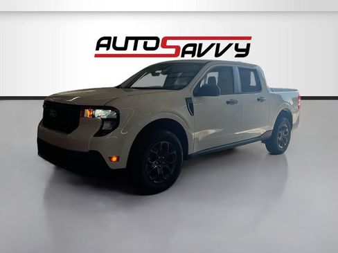 Used 2025 Ford Maverick XLT FWD image 3