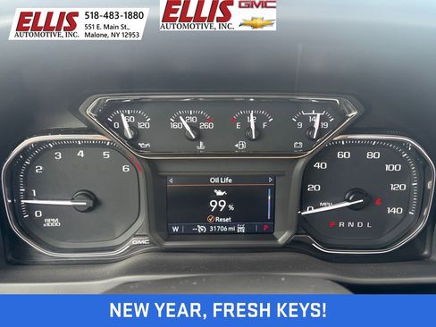 Used 2023 GMC Sierra 3500 AT4 w/ Snow Plow Prep/Camper Package image 9