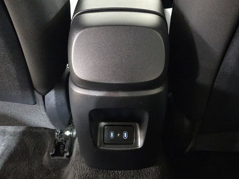 Certified 2025 Hyundai Elantra Sport image 16