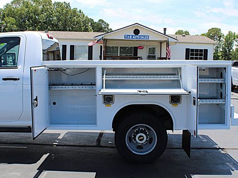 Used 2022 Chevrolet Silverado 3500 W/T w/ WT Convenience Package RWD image 8
