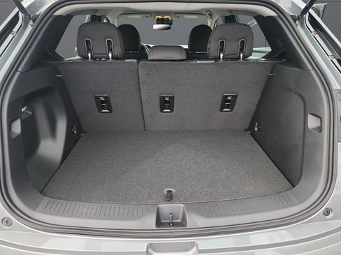 New 2027 Chevrolet Bolt LT FWD image 19