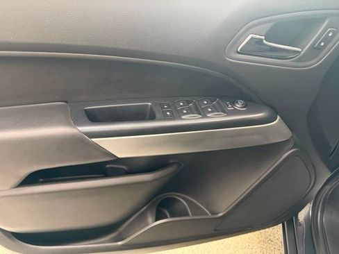 Used 2016 Chevrolet Colorado LT w/ LT Convenience Package AWD/4WD image 14