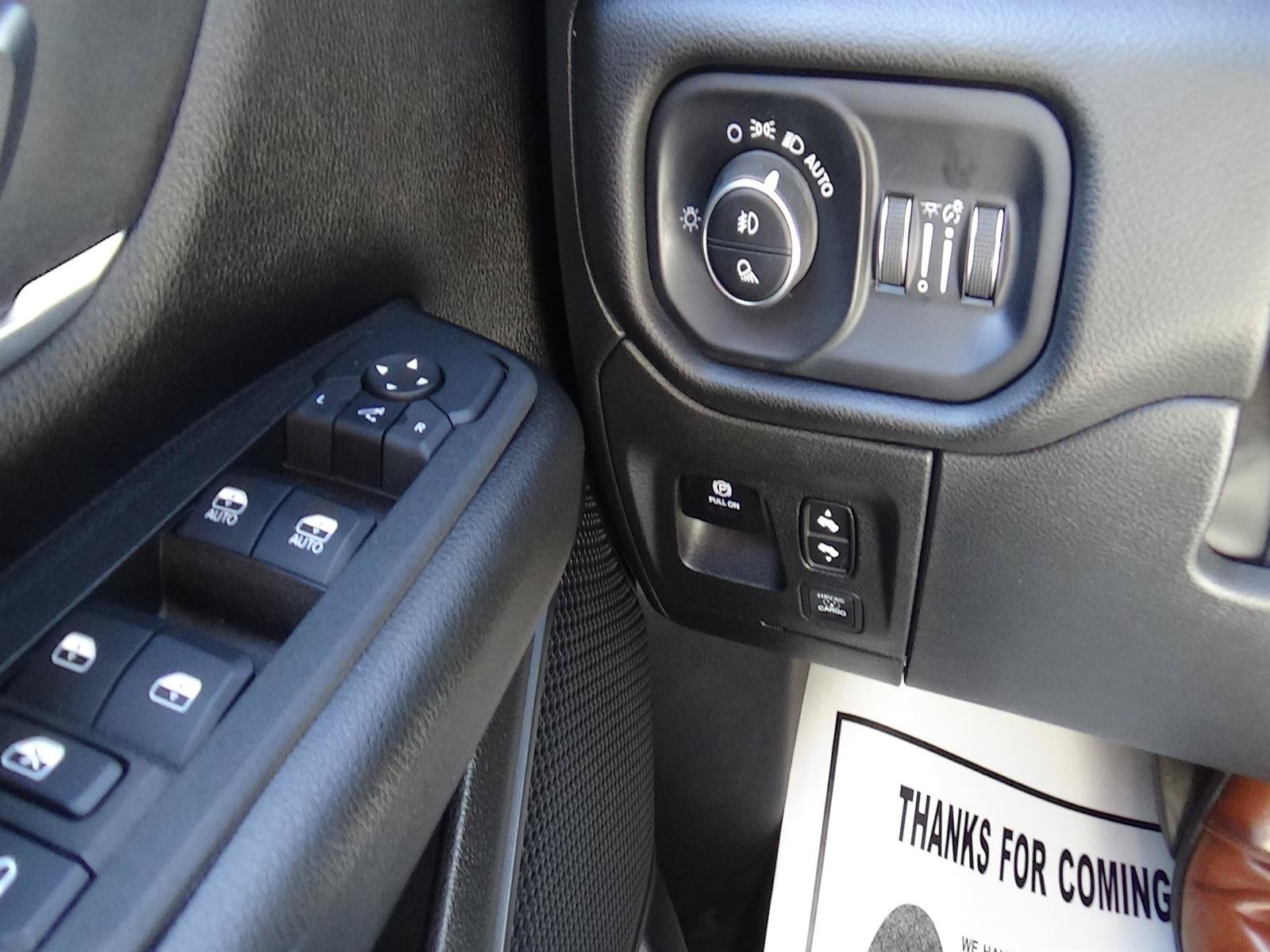 Used 2025 RAM 1500 Big Horn AWD/4WD image 23