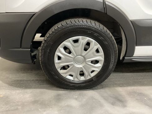 Used 2023 Ford Transit 350 XL image 6