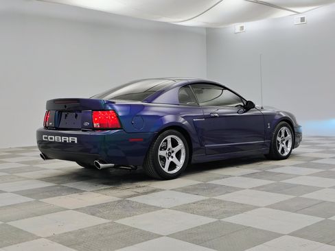 Used 2004 Ford Mustang Cobra image 9