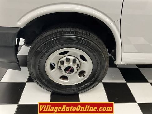 Used 2023 GMC Savana 3500 w/ Driver Convenience Package RWD image 10