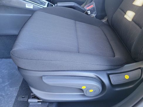 New 2026 Hyundai Venue SE FWD image 16