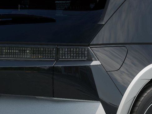 New 2026 Hyundai Ioniq 5 Limited image 10