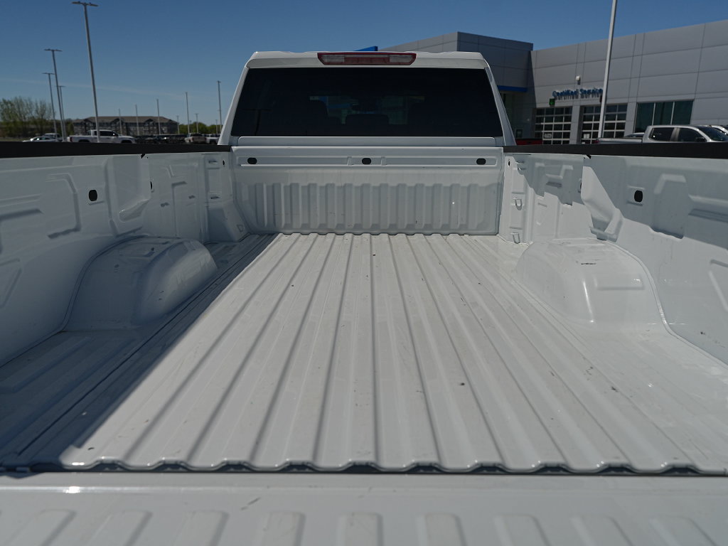 Used 2025 Chevrolet Silverado 2500 LT AWD/4WD image 16